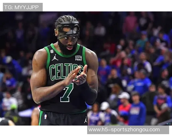 怀特谈杰伦布朗自我要求严格输球责任应由全队共同承担