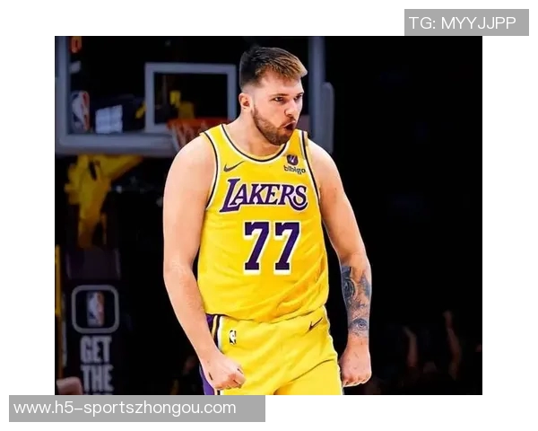 东契奇赞范德彪专注投篮提升信心其他表现同样不可或缺