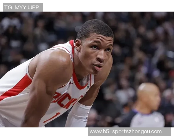 小贾巴里季前赛表现抢眼场均135分45板命中率超五成 小贾巴里季前赛表现抢眼场均135分45板命中率超五成