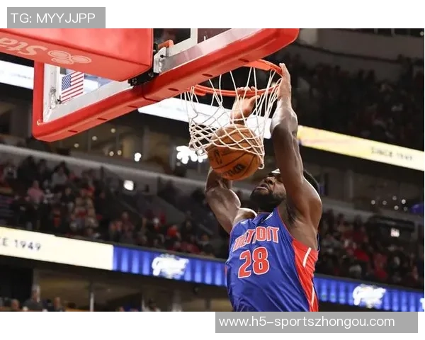 康宁汉姆赞斯图尔特防守能力超群上篮扣篮无一能逃脱他封盖