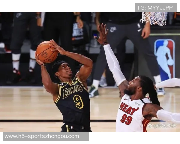 勇士表现糟糕三分命中率低巴特勒重伤仍坚持比赛令人敬佩