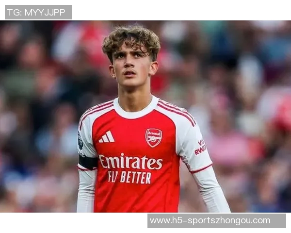 萨尔蒙创下欧冠历史第六年轻出场记录道曼仍保持最年轻球员荣誉